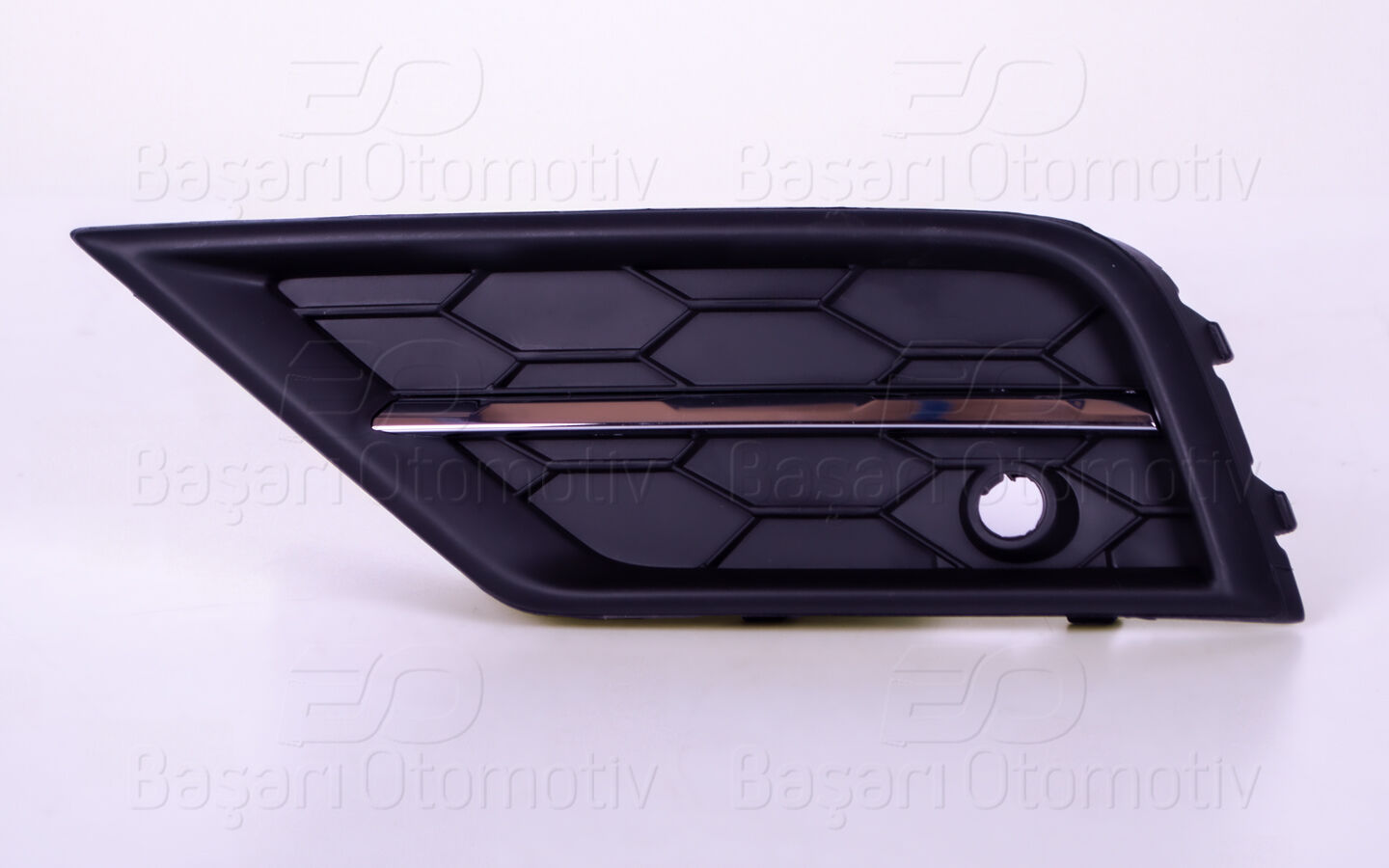 Volkswagen Tiguan 2016-2020 Sol Sisli Nikelajlı Sensörlü Tampon Izgarası