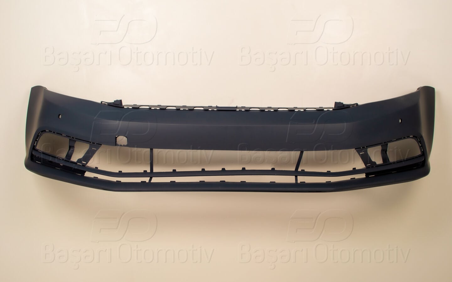 Volkswagen Jetta 2015-2018 Ön Tampon (Sensörlü, Far Yıkamasız, Astarlı)