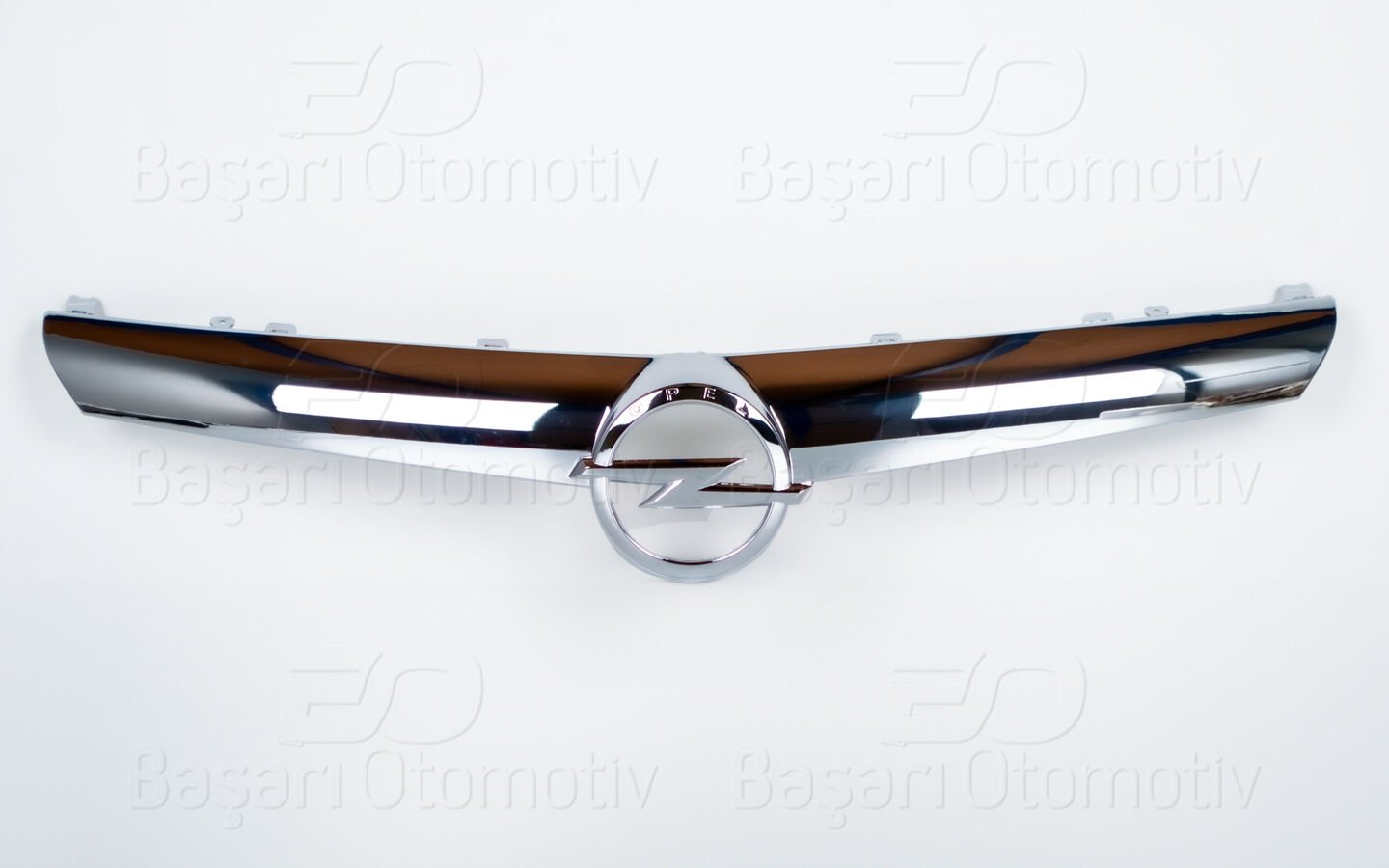 Opel Astra J 2010 ve Sonrası Uyumlu Ön Panjur Nikelajı