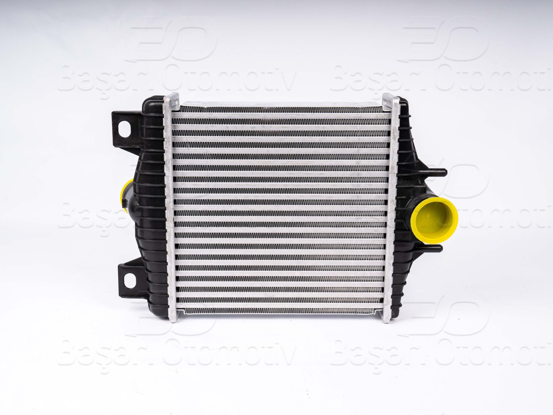 Land Rover Range Rover 4 L405 & Range Rover Sport 2 L494 2013 ve Sonrası Turbo Radyatörü (Intercooler)