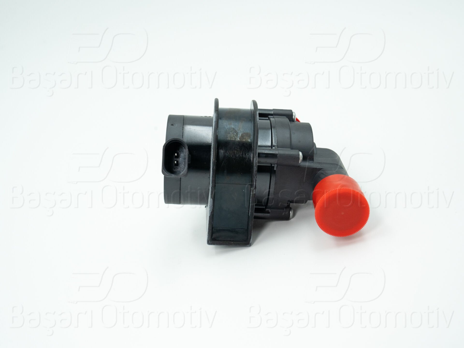 Audi A4 A5 Q5 ve Volkswagen Amarok 1996 ve Sonrası Uyumlu Ek Su Pompası