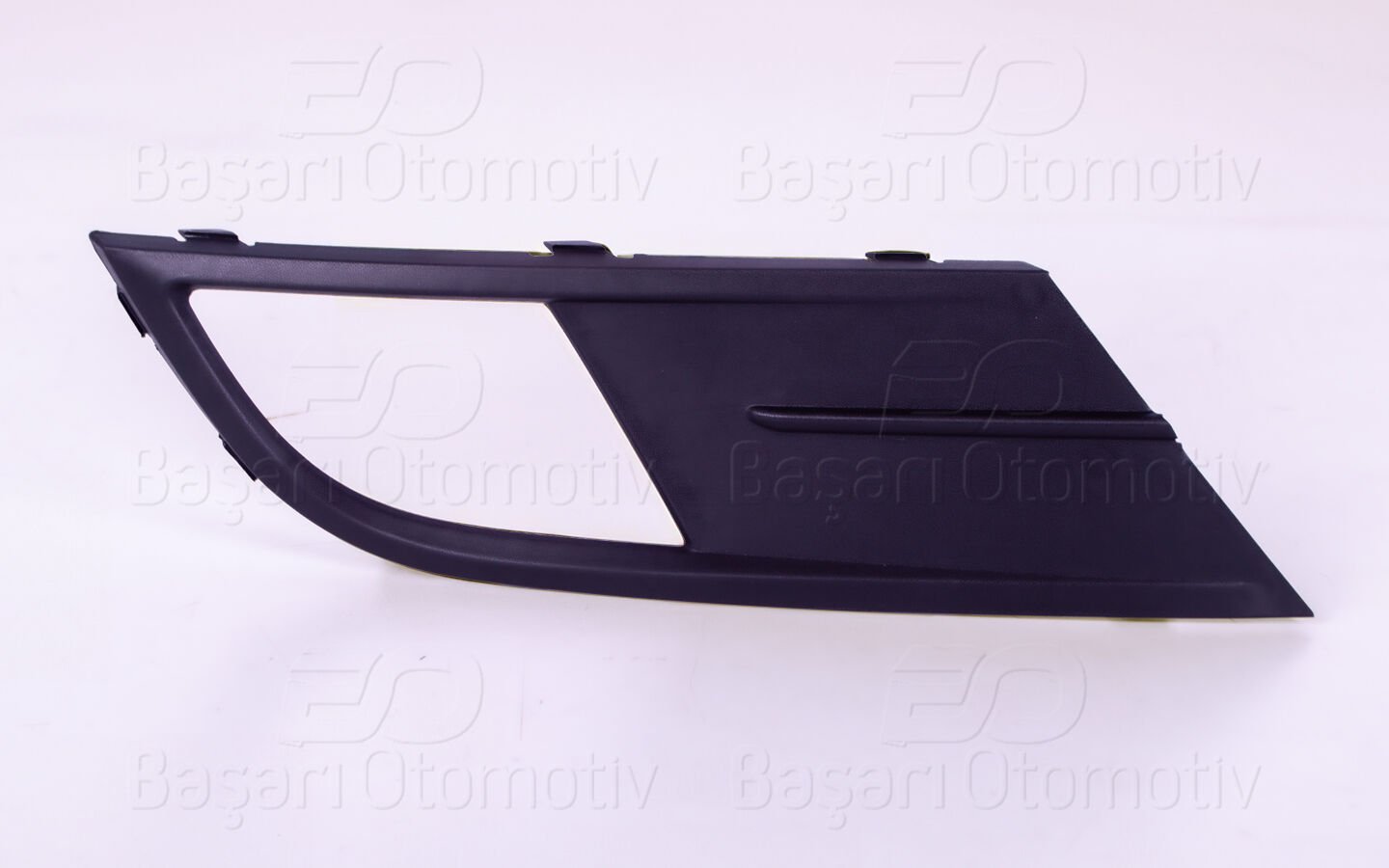 Volkswagen Jetta 2015-2018 Sol Sisli Tampon Izgarası