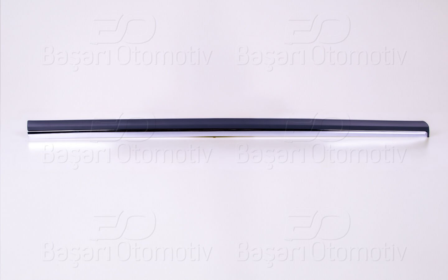 VW Passat B7 2011-2014 Ön Sol Nikelajlı Kapı Çıtası