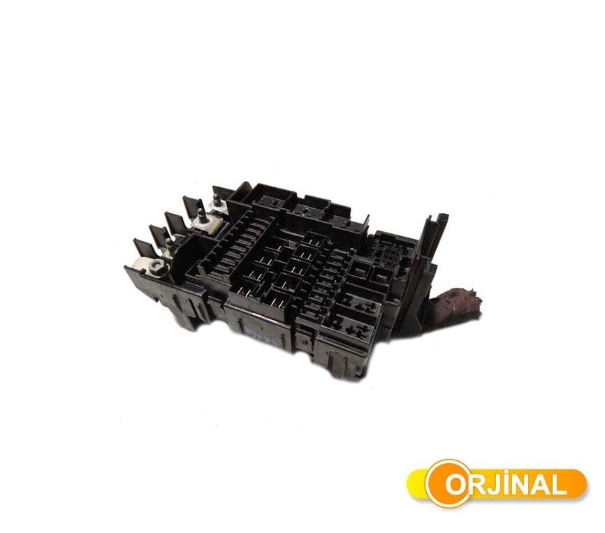 Volkswagen Passat 2015 Sonrası Sigorta Kutusu Alt Orijinal