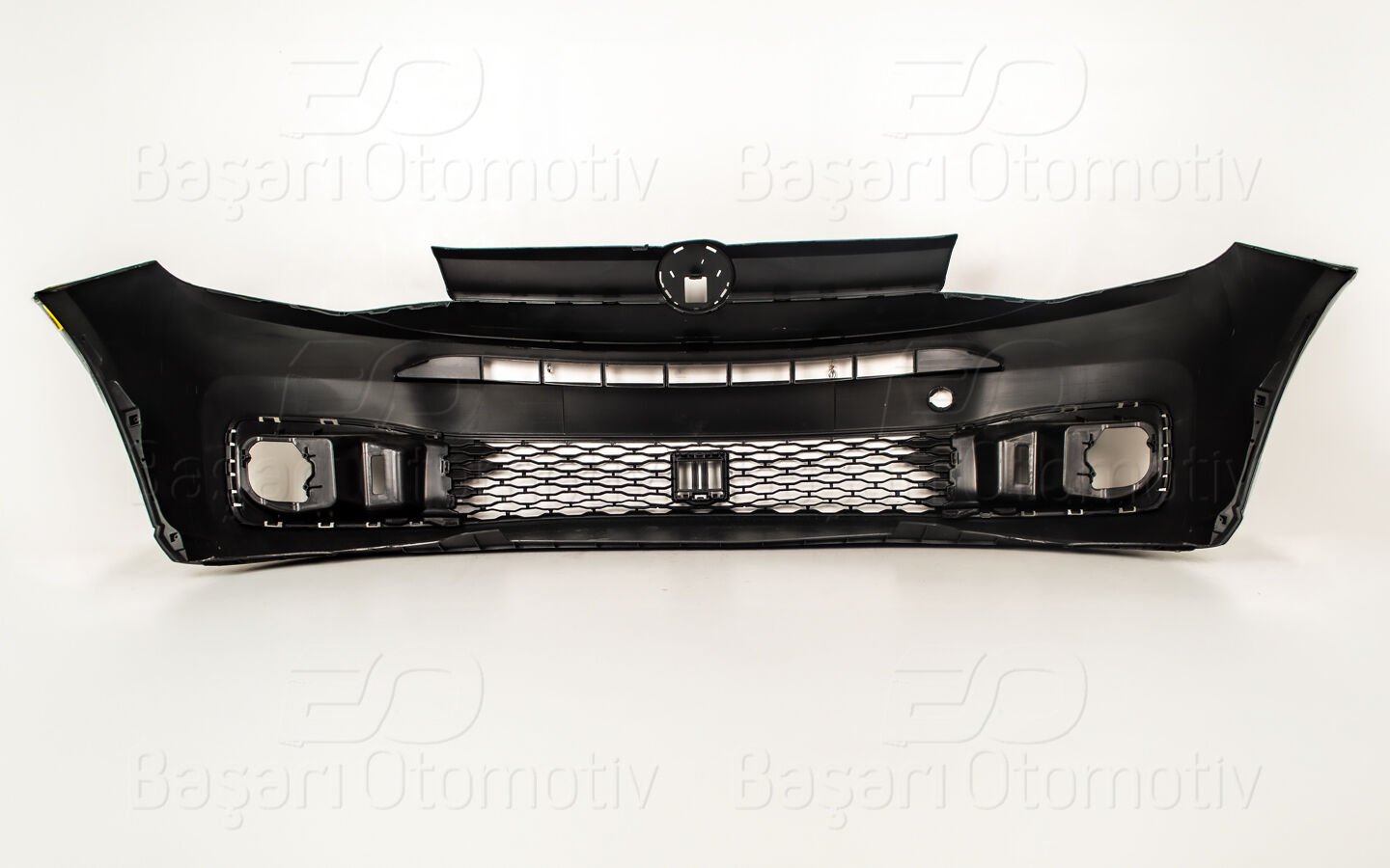 Volkswagen Caddy 2021 ve Sonrası Siyah Ön Tampon Panjurlu Far Yıkamasız Sensörsüz