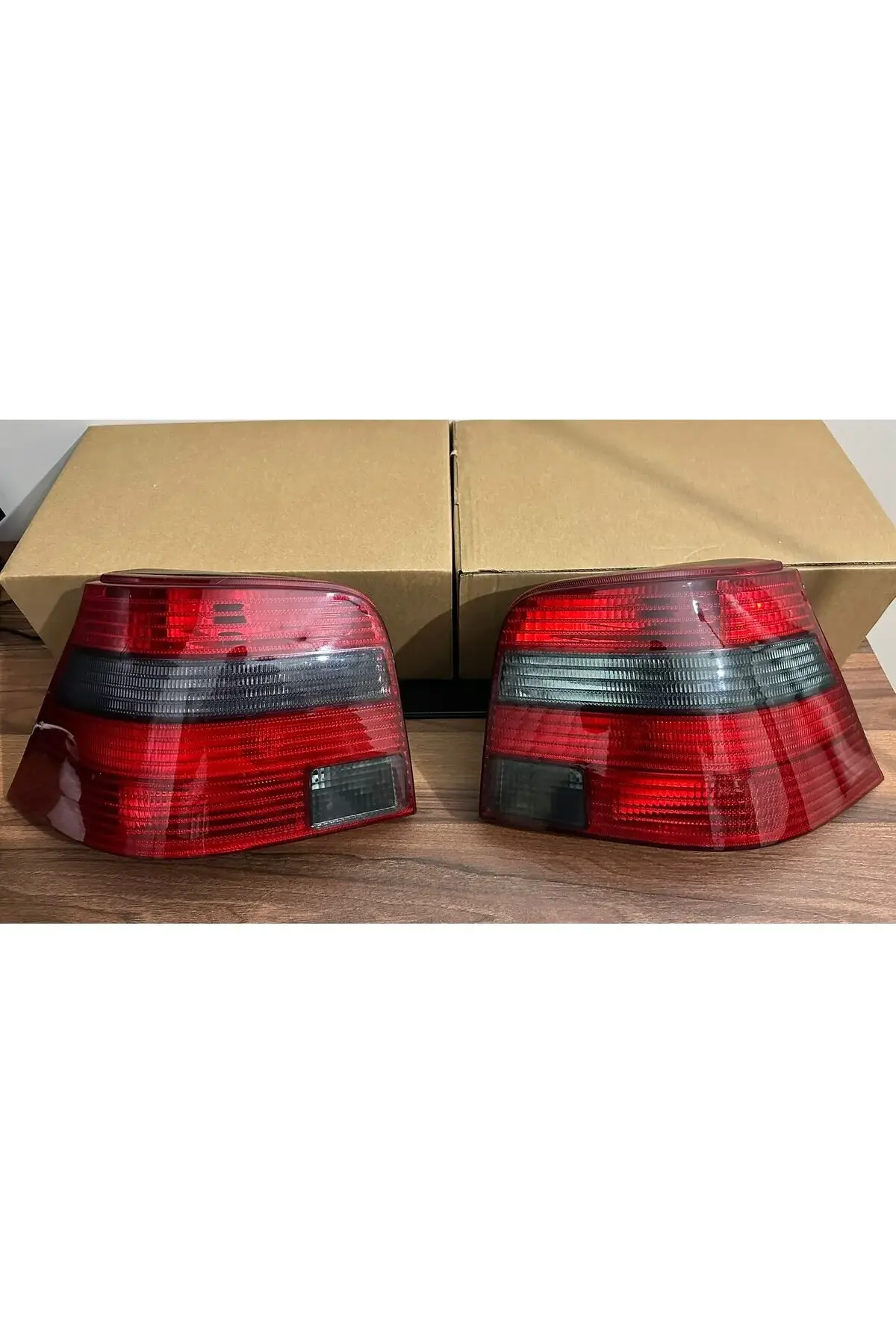 Volkswagen Golf 4 1998 - 2004 Sol Arka Stop Lambası