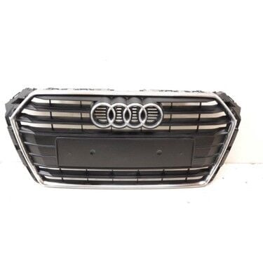 Audi A4 2017 ve Sonrası Ön Panjur Kromlu (Siyah-Büyük Plaka)
