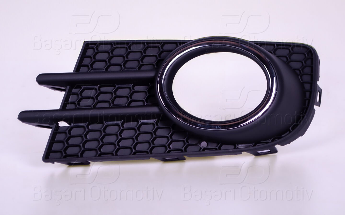 Volkswagen Tiguan 2012-2016 Sol Sisli Nikelajlı Tampon Izgarası