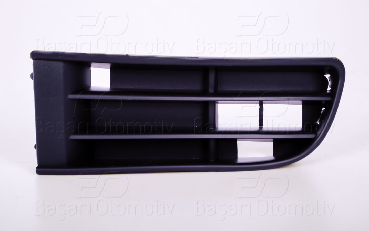 Volkswagen Polo Sol Sis Farsız Tampon Izgarası