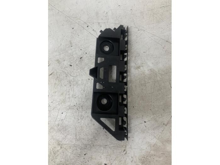 Volkswagen Taigo Tampon Braketi Arka Sağ