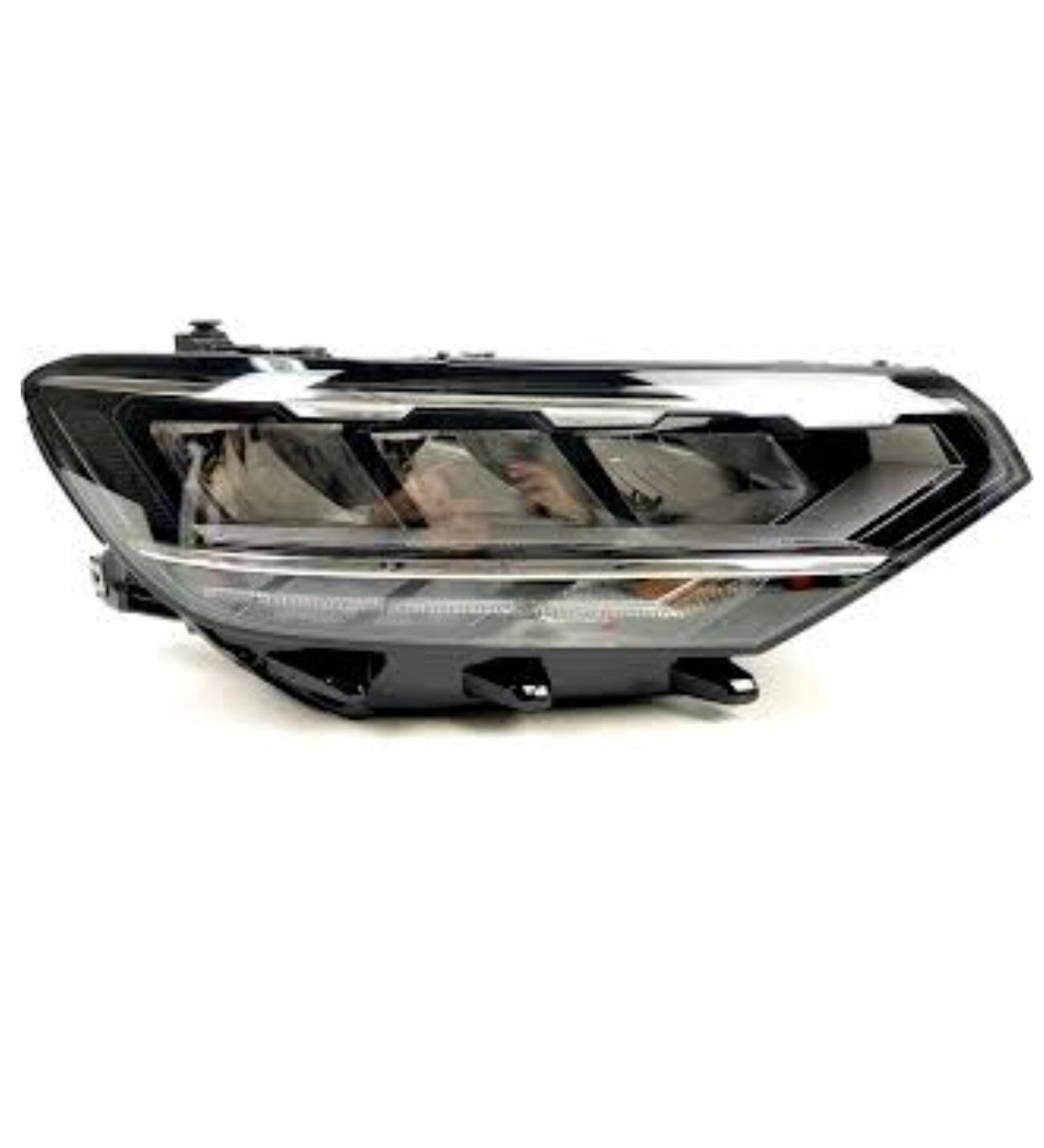 Volkswagen Passat B8.5 2019 ve Sonrası Sağ LED'li Motorlu Far