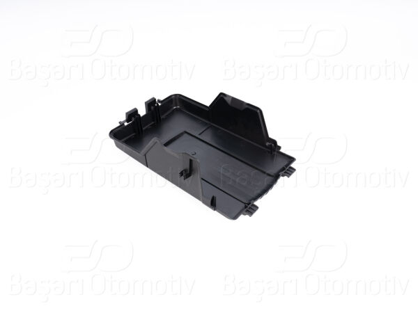 Volkswagen Passat BM 10-14 Motor Aku Üst Kapağı