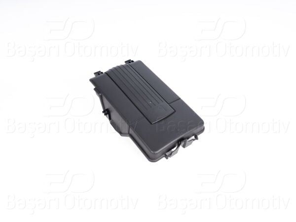 Volkswagen Passat BM 10-14 Motor Aku Üst Kapağı