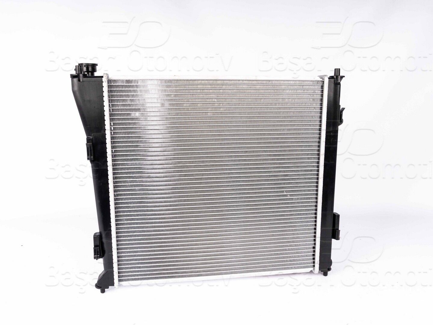 Hyundai i40 2011 ve Sonrası Uyumlu Su Radyatörü