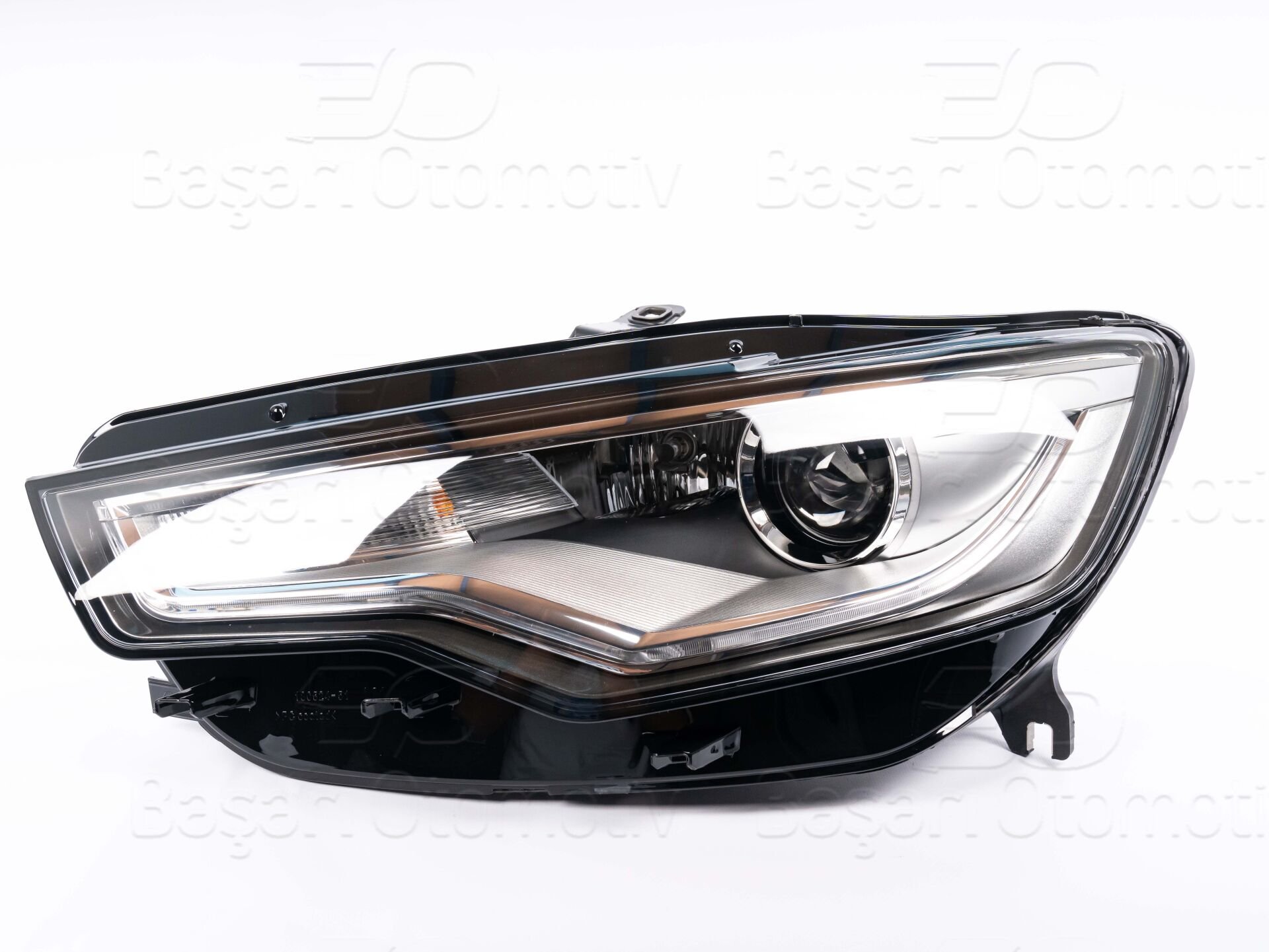 Audi A6 C7 2013-2015 Uyumlu Sol Far Xenon LED Beyinli