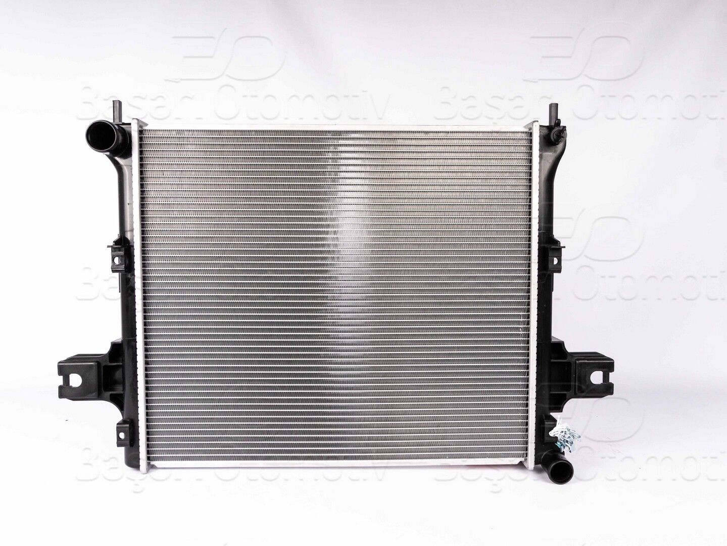 Jeep Grand Cherokee 3.0 CRD WH Kasa 2005 ve Sonrası Su Radyatörü Brazing MT-AT 588x508x26 mm