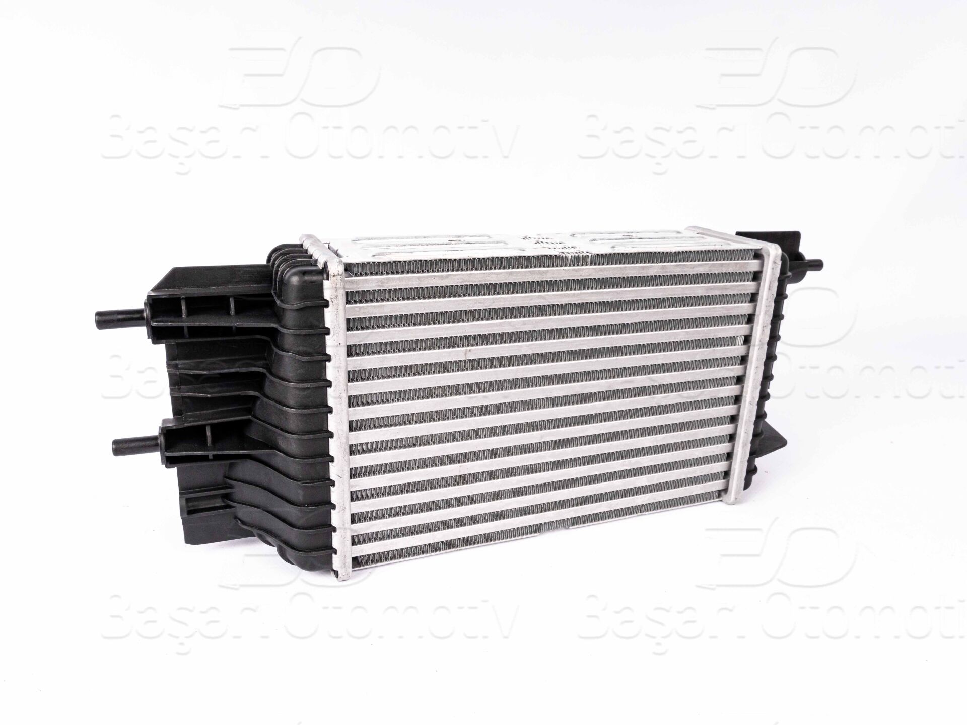 Nissan Juke 2010-2019 ve Pulsar 2014 Sonrası Uyumlu Turbo Radyatörü (Intercooler)