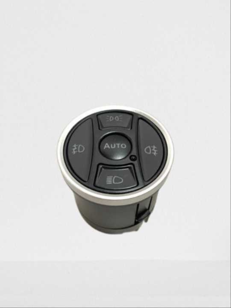 Volkswagen Otomotik Far Anahtarı ( Ayar Paneli ) Golf 7 / Polo 19-21 /T-Roc 18-20 /Tiguan 17-21 İçin Uyumlu