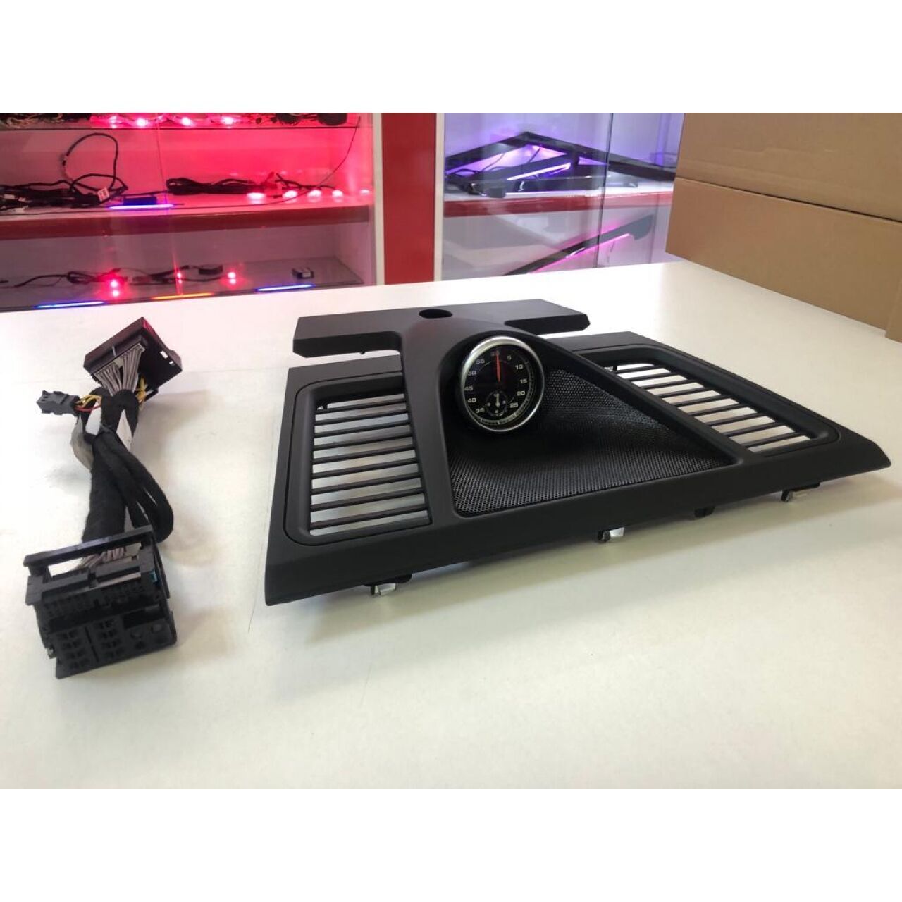 Porsche Panamera 2010-2016 Siyah Saat