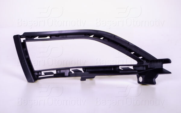 Volkswagen Golf 7.5 Sağ Sisli Tampon Izgarası