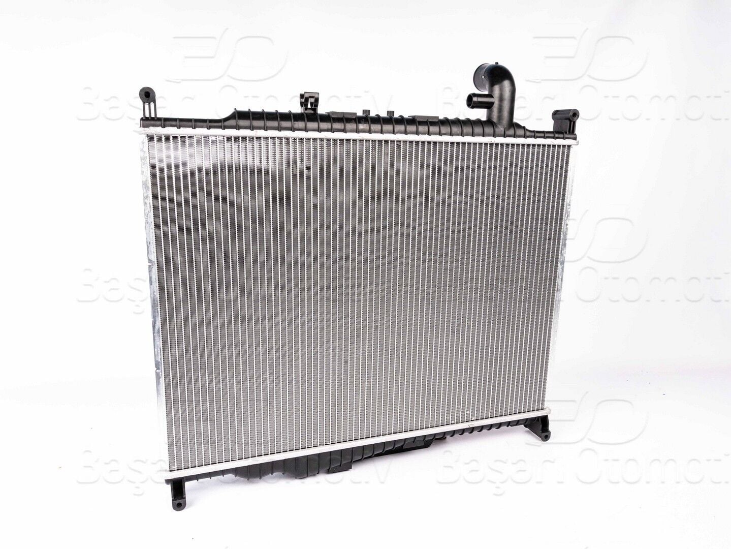 Range Rover Sport Discovery4 2008-2013 Su Radyatörü Brazing MT (685x485x36 mm)