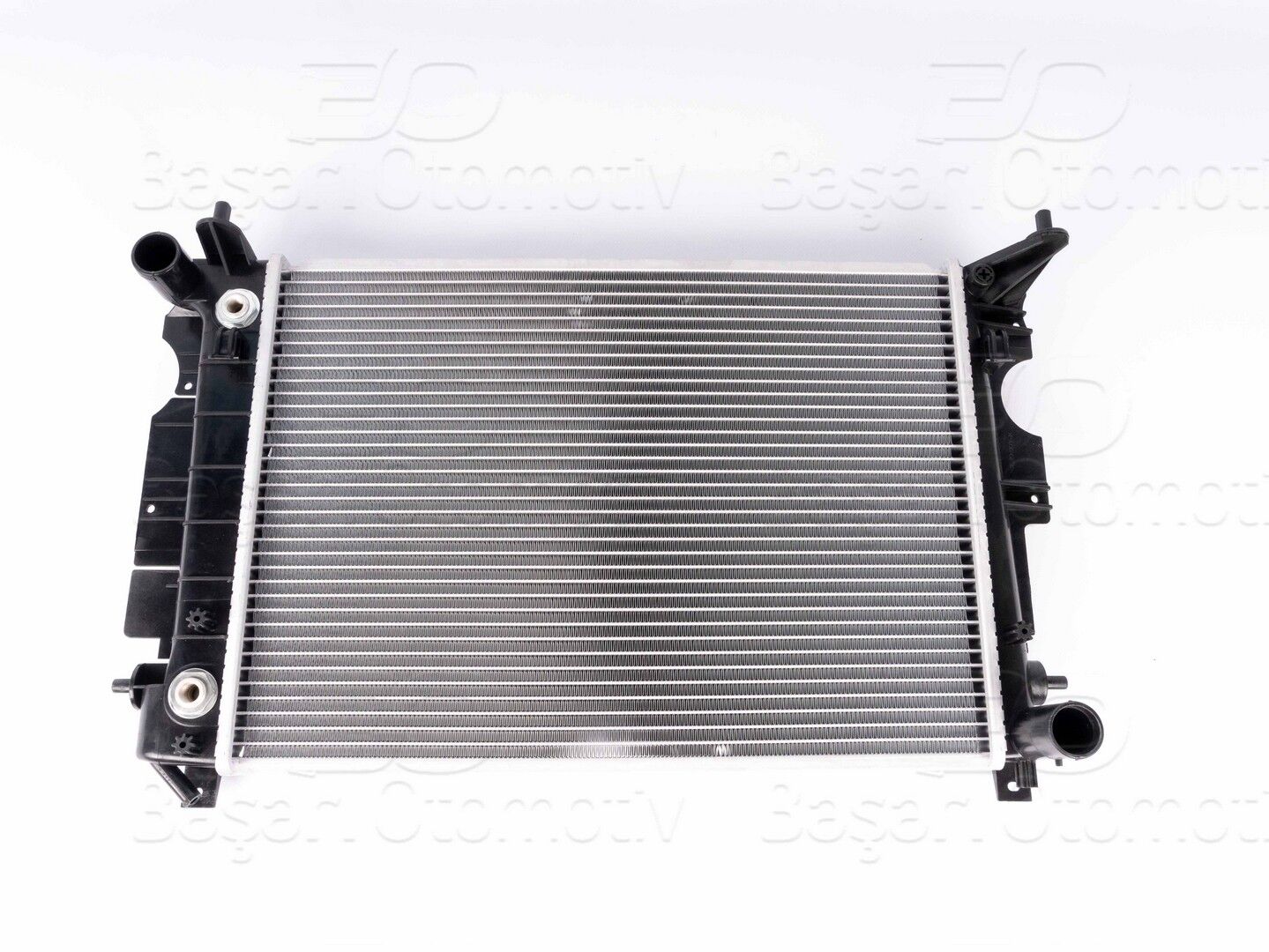 Saab 900 ve 9-3 2.0 16V Su Radyatörü