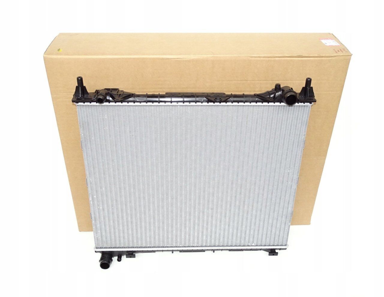 Range Rover Sport Discovery 2013 Sonrası Su Radyatörü Brazing AT 580x738x26