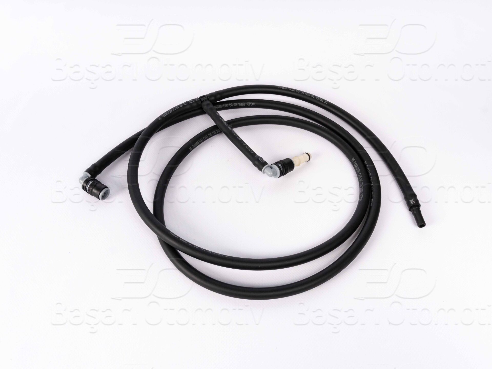 Audi A4 B9 (2016 ve Sonrası) Uyumlu Far Yıkama Hortumu