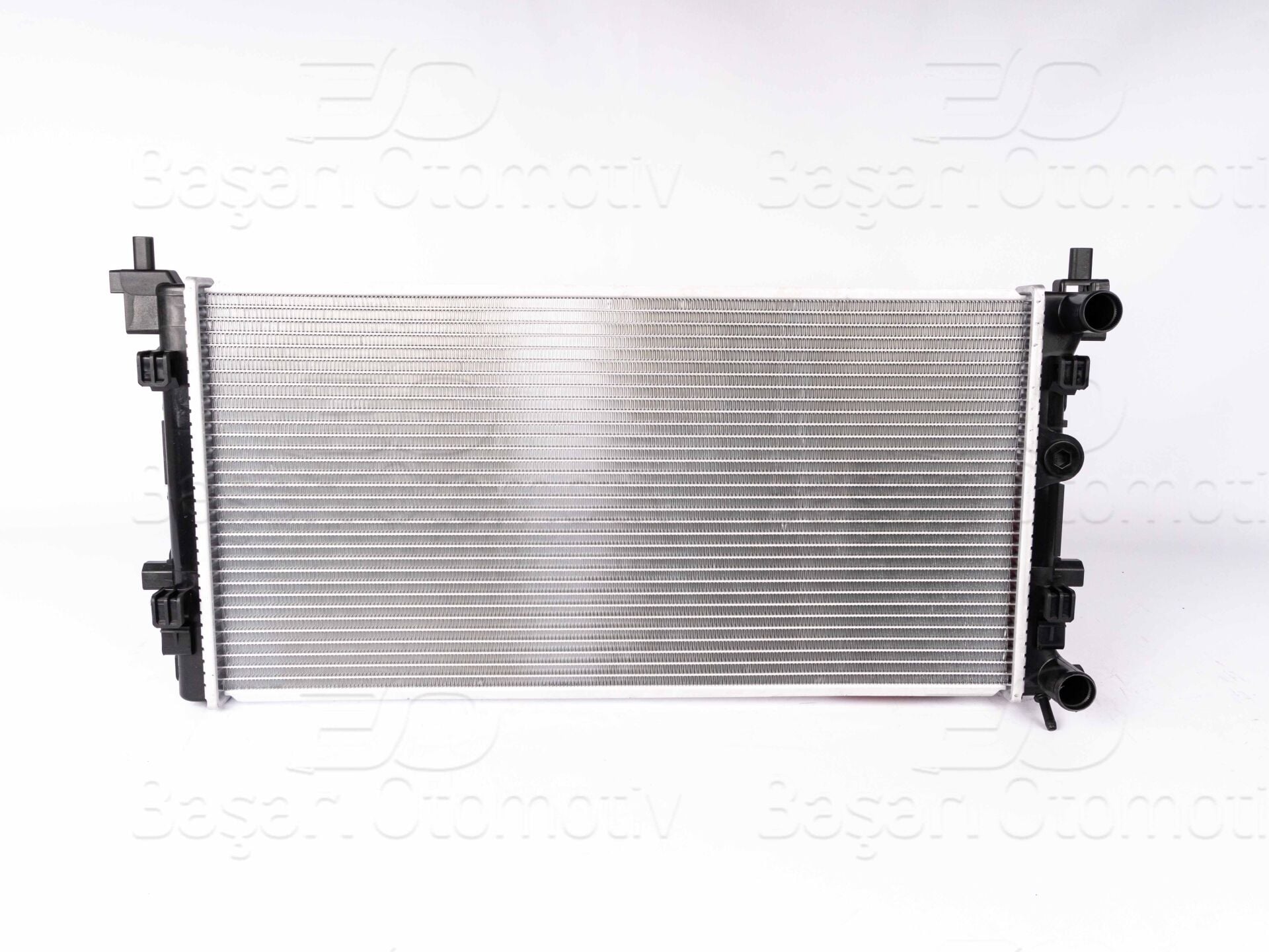 Volkswagen Polo 2014 Sonrası Su Radyatörü Brazing MT 651x328x22mm