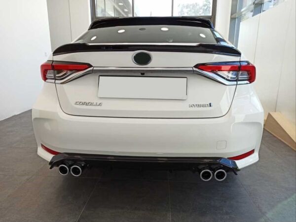 Toyota Corolla 2019+ Uyumlu Bagaj Üstü Spoiler B Dızayn / Piano Black