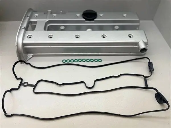 Opel Astra F G Frontera A Vectra B Chevrolet Lacetti 2.0 1995-2005 Külbütör Kapağı Plastik (Conta+Kapak)