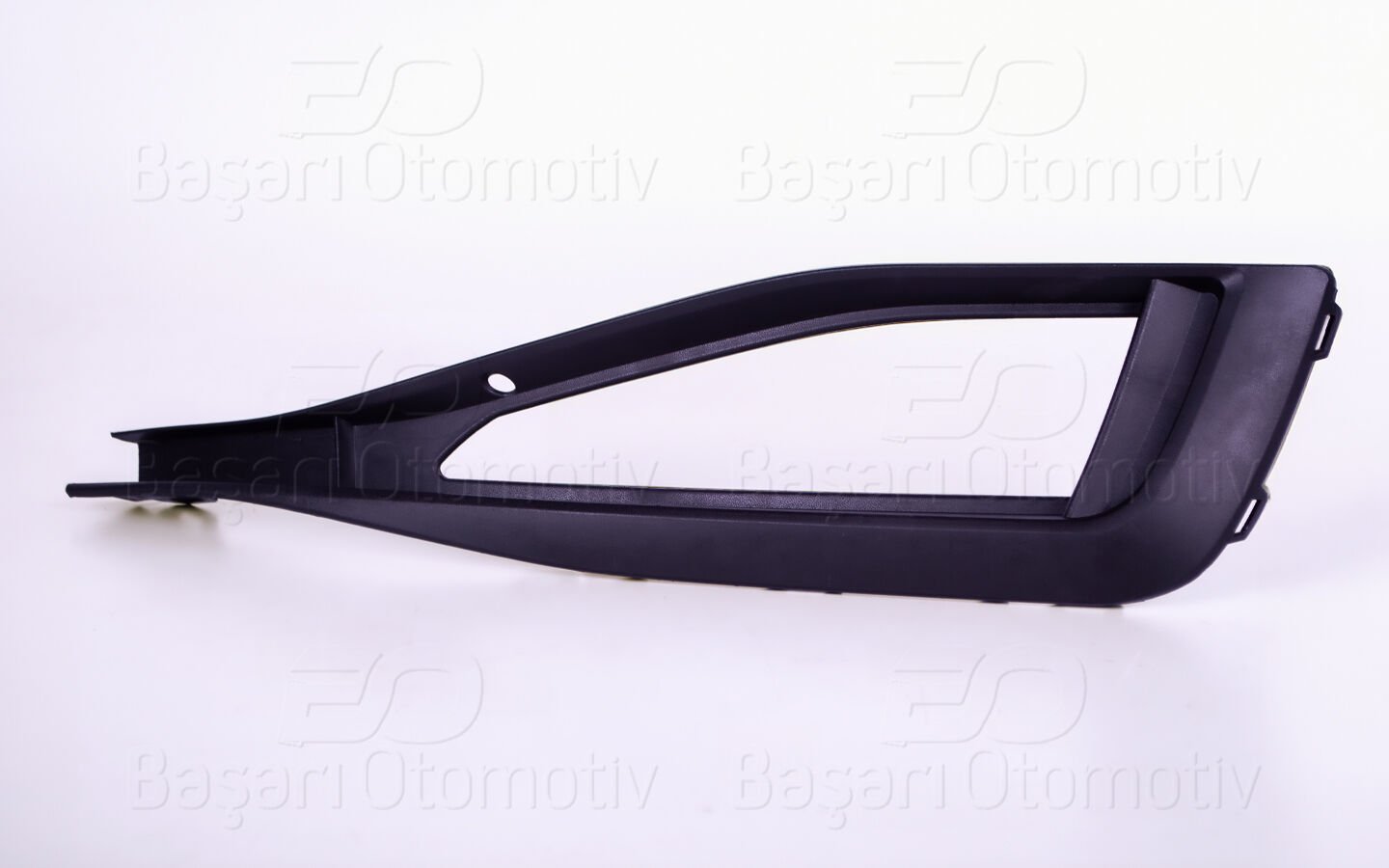 Volkswagen Passat 2019 Uyumlu Sağ Sisli Tampon Izgarası Pütürlü Tip