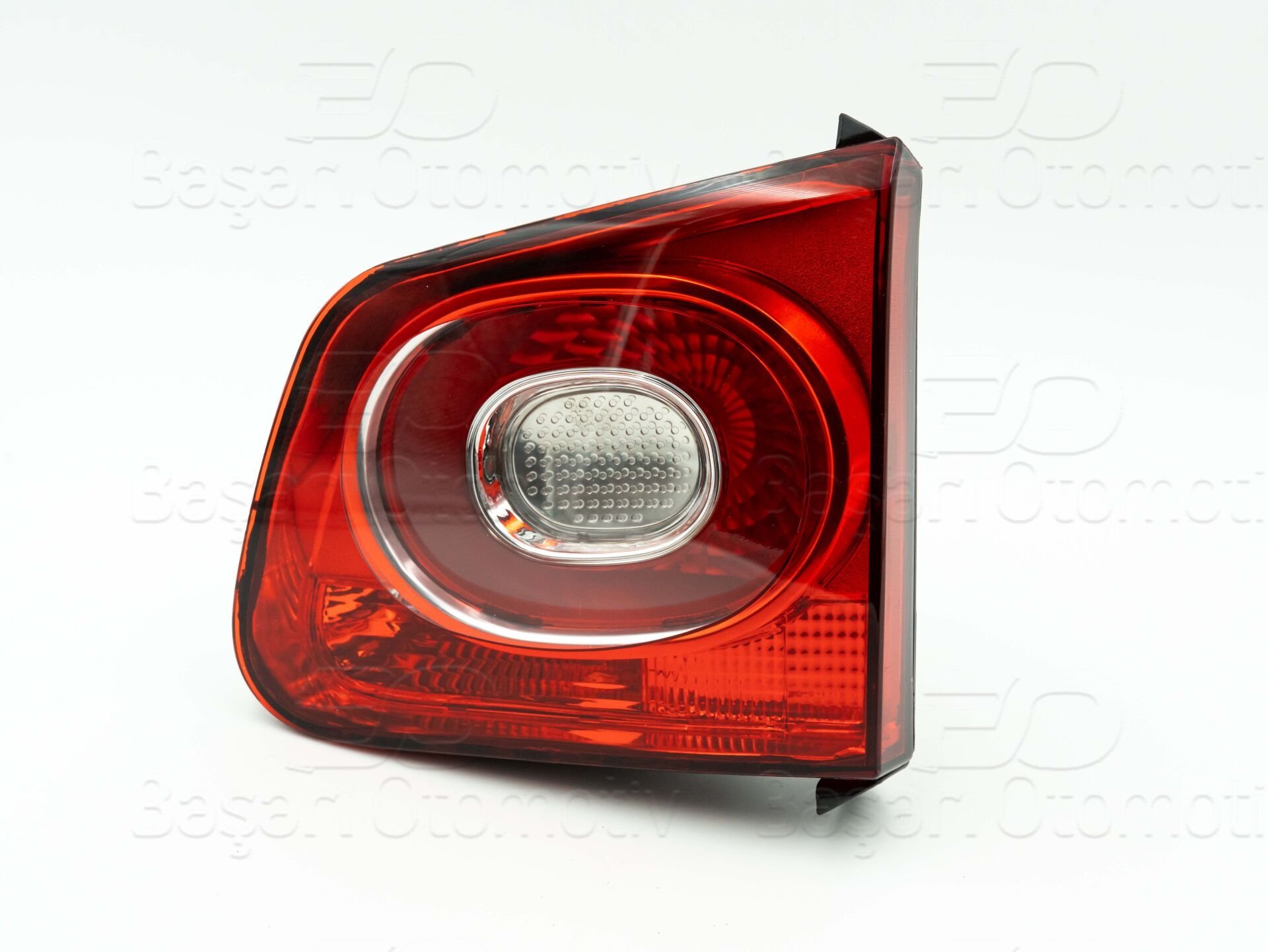 Volkswagen Tiguan 2008 ve Sonrası Sağ İç Stop Lambası