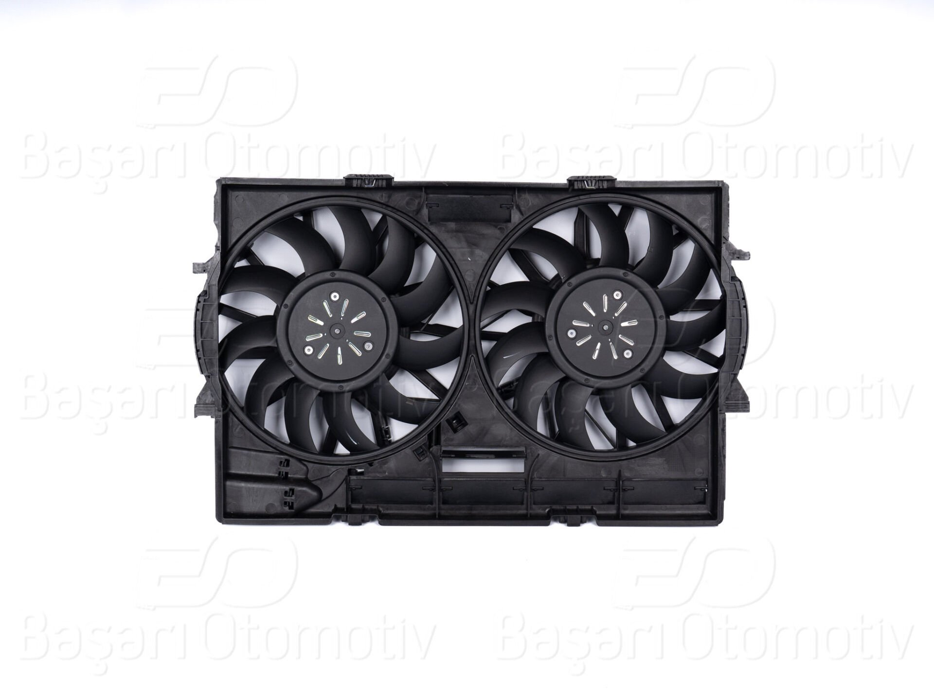 Audi A5 A6 A8 S8 2013 ve Sonrası Uyumlu Radyatör Fan Motoru ve Davlumbazı