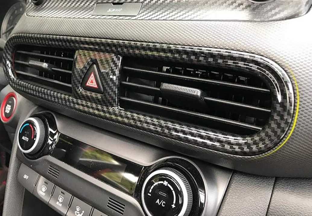 Hyundai Kona Orta Menfez Kaplama - Karbon