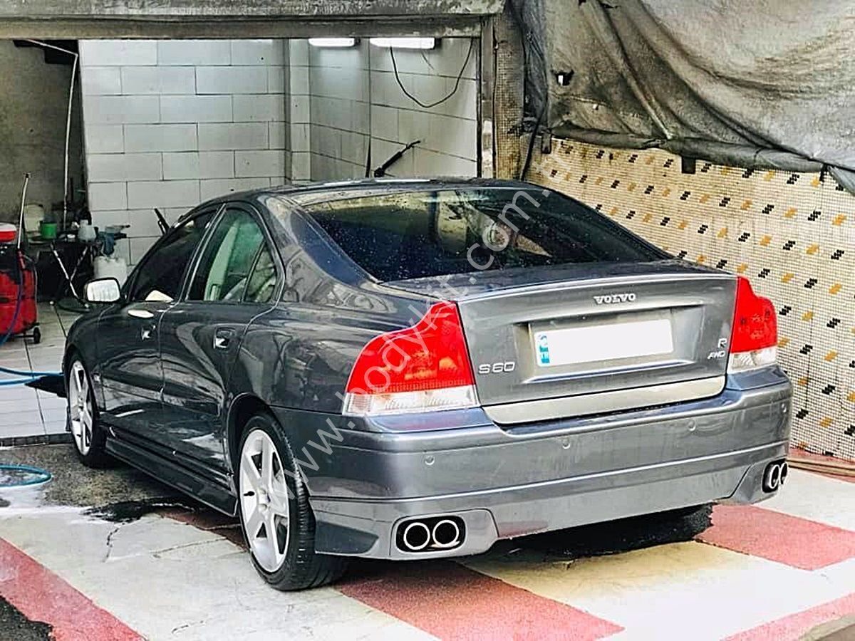 Volvo S60 Uyumlu Yedek Parça Arka Tampon Eki 4 Çıkışlı