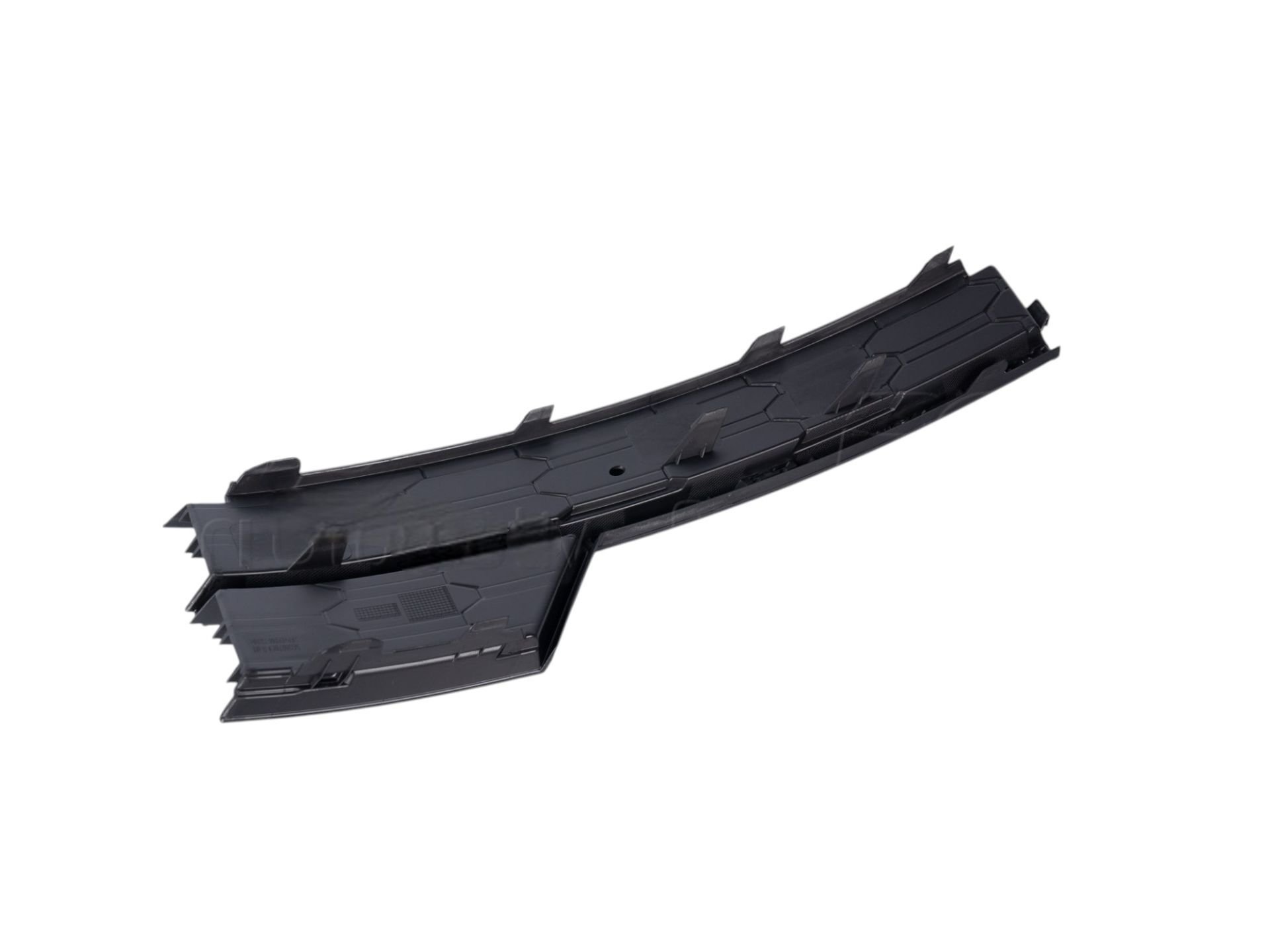 Skoda Octavia 3 2017-2020 Ön Sol Tampon Izgarası Nikelaj Yuvalı Nikelajsız