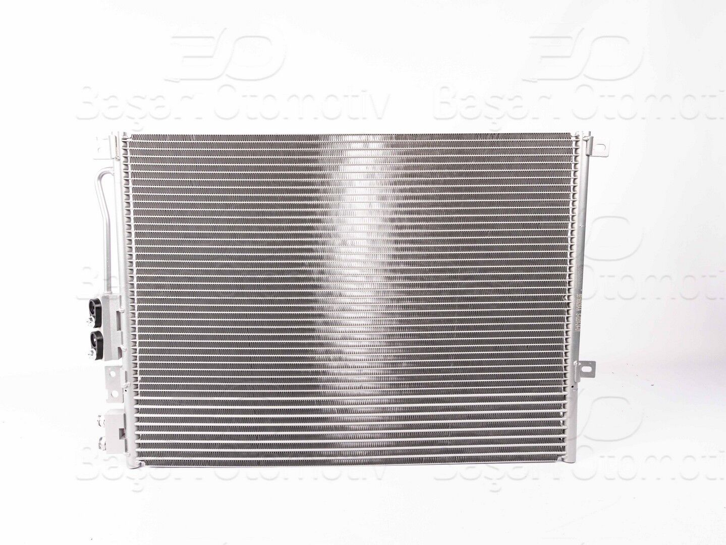Jeep Commander 2005-2010 Klima Radyatörü 644x458x22 mm (V6 3.7, CRD 3.0)