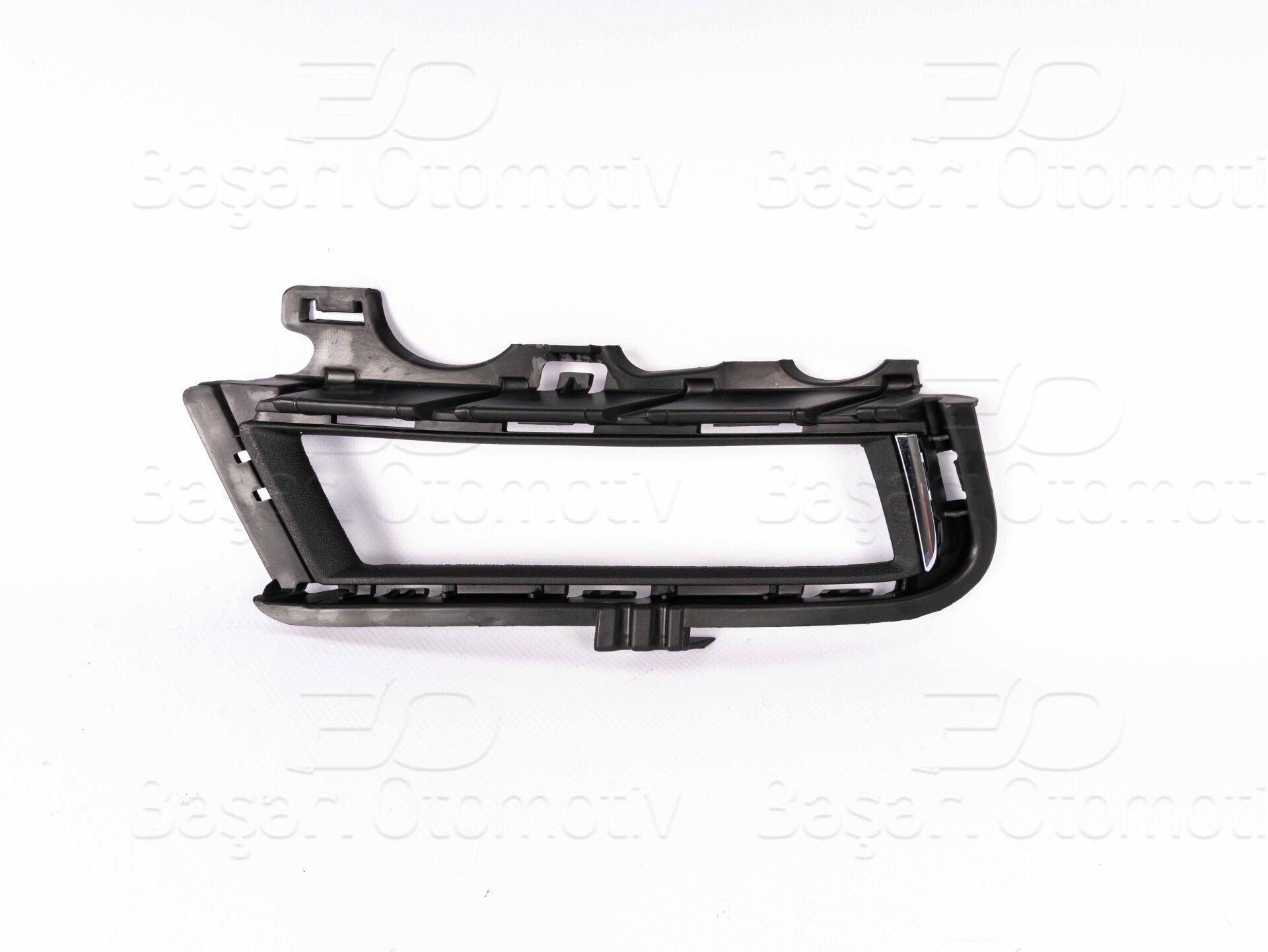 Volkswagen Golf 7 2013-2017 Sağ Sisli Nikelajlı Tampon Izgarası