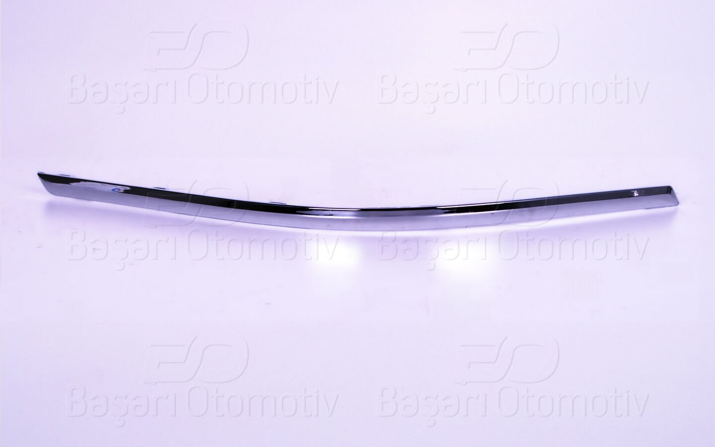 Volkswagen Passat 2011 ve Sonrası Uyumlu Arka Sağ Krom Tampon Çıtası