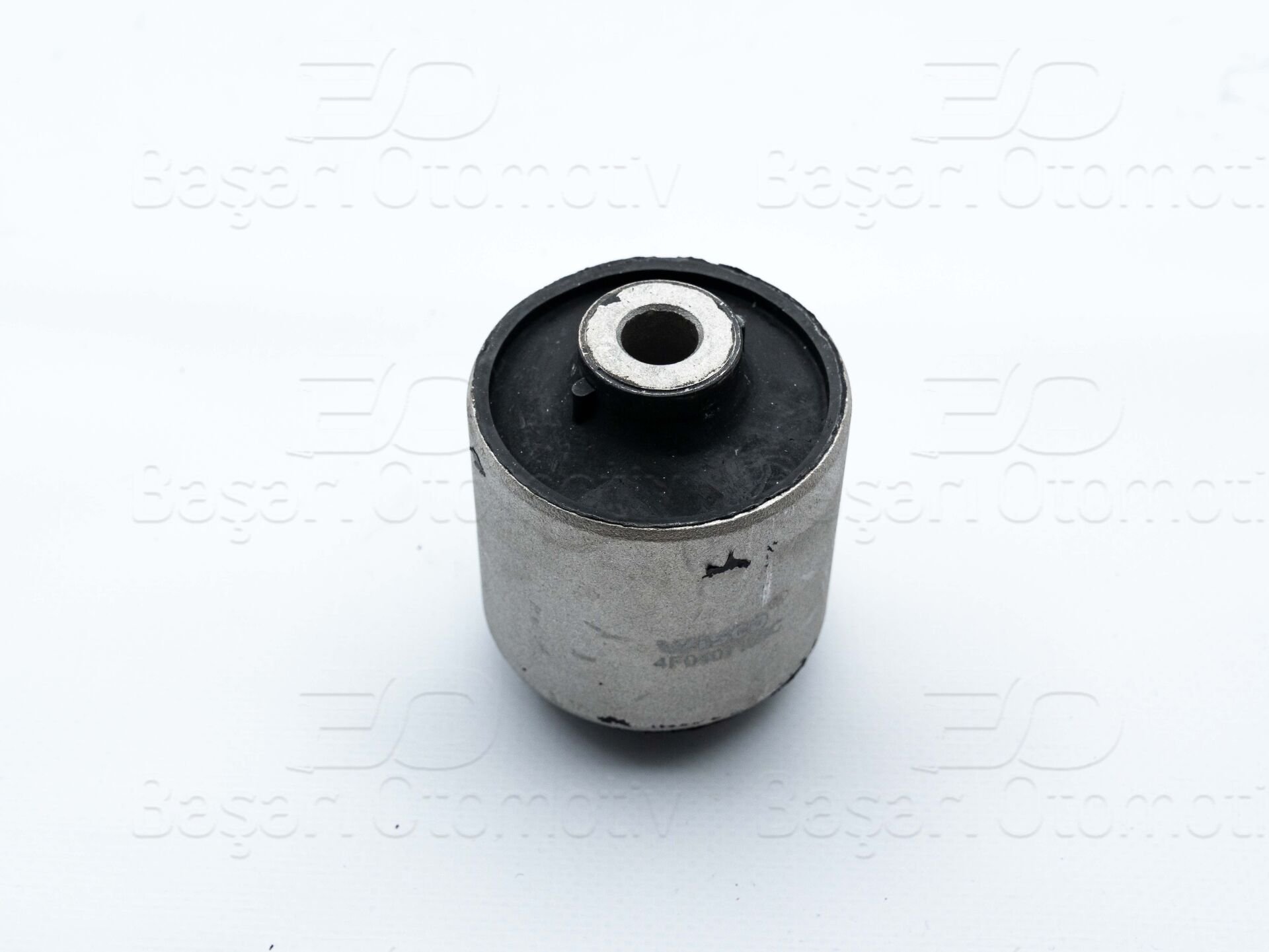 Audi A4 A6 2005 Sonrası Alt Eğri Salıncak Burcu