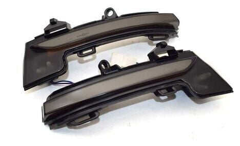 Skoda Octavia 2015-2017 Uyumlu Yedek Parça Ayna Sinyali