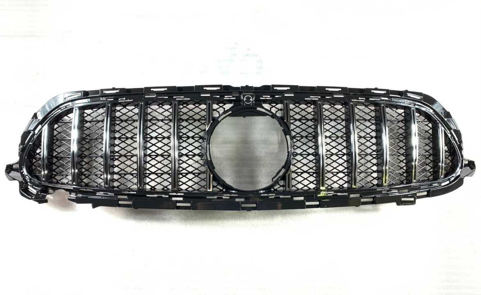 Mercedes W213 2020+ GTR Uyumlu Panjur Telli Versiyon Mesh Style Silver