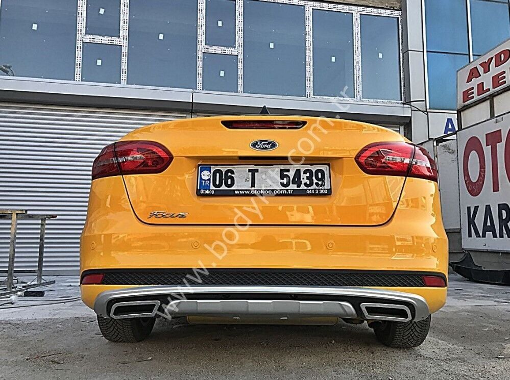Ford Focus 3.5 Uyumlu Yedek Parça Sedan Difüzör Plastik