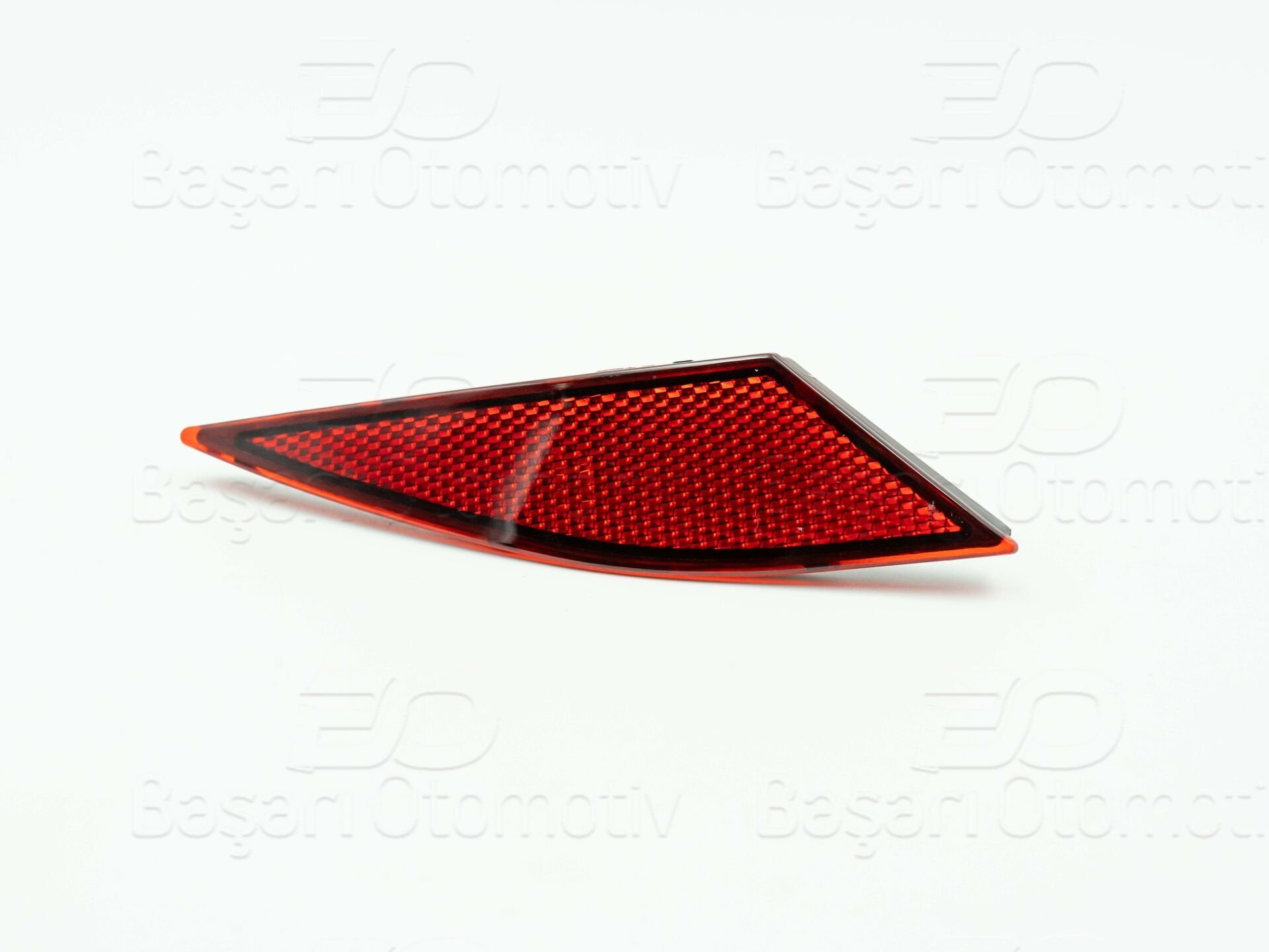 Volkswagen Polo 2021 ve Sonrası Arka İç Sağ Tampon Reflektörü