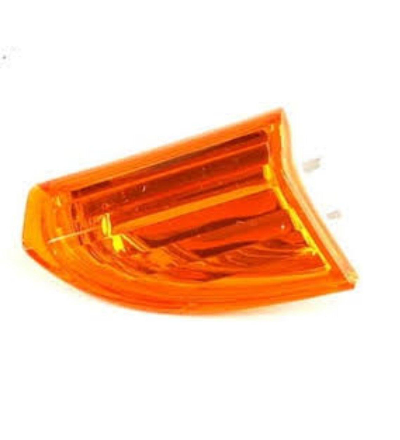 Volkswagen Passat CC 2009-2012 Ön Tampon Reflektörü Sağ Sarı