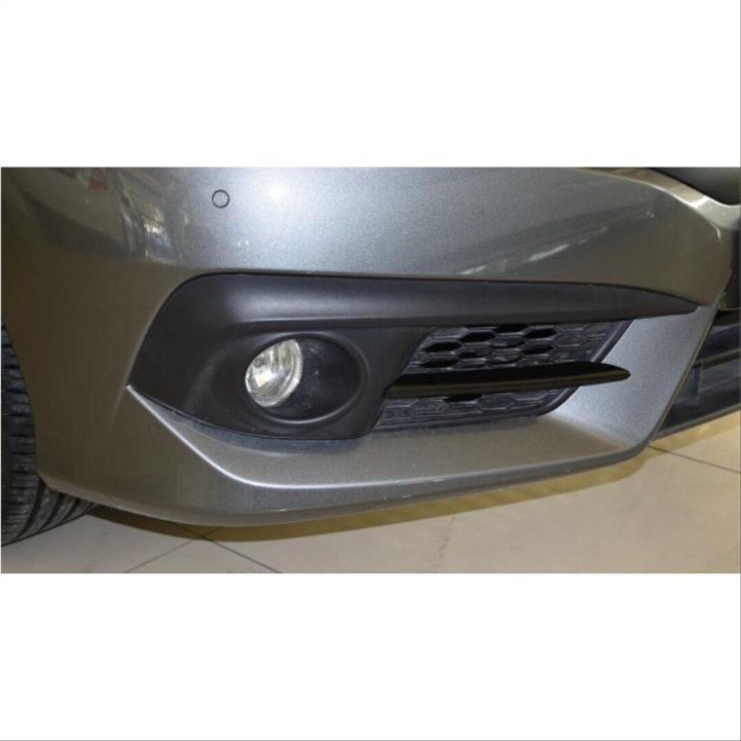 Honda Cıvıc FC5 2016-2020 Için Uyumlu Ön Sis Orta Cıta Pıano Black