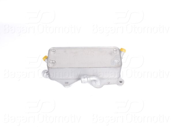 Audi A6 C7 2010-2018 A7 2011-2018 Tek (Kütüklü Olmayan) Yağ Soğutucusu