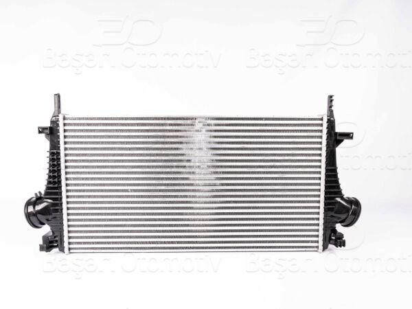 Opel Insignia A 2015-2017 Turbo Radyatörü (Intercooler)