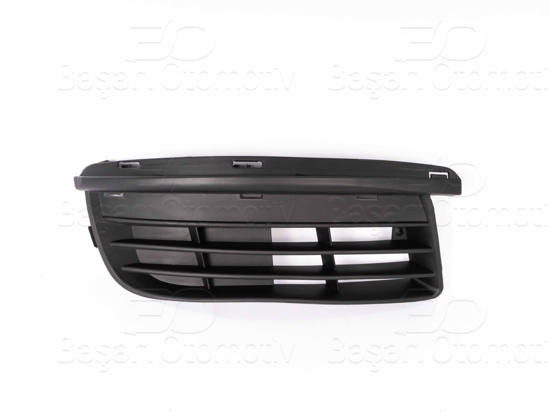 Volkswagen Jetta 2005-2010 Sağ Sis Farsız Nikelajsız Tampon Izgarası